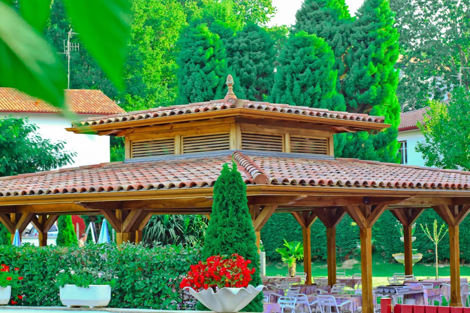 איצ'אסו Hotel Restaurant Txistulari מראה חיצוני תמונה